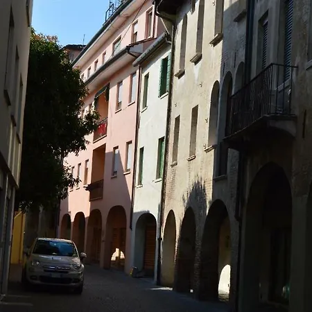 Casa Leffe Historical Center *